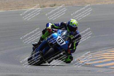 media/Apr-09-2023-SoCal Trackdays (Sun) [[333f347954]]/Turn 10 (115pm)/